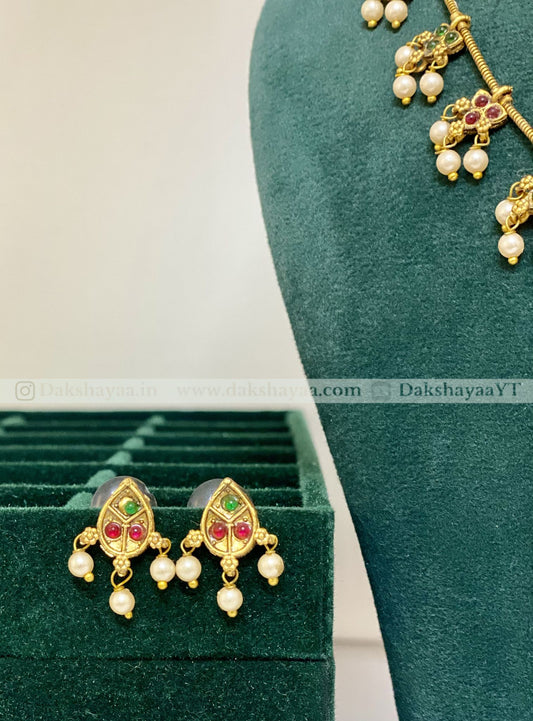 Classic Temple Pearl Necklace Set