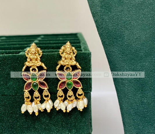 Lakshmi Devi Floral Pendant Necklace Set