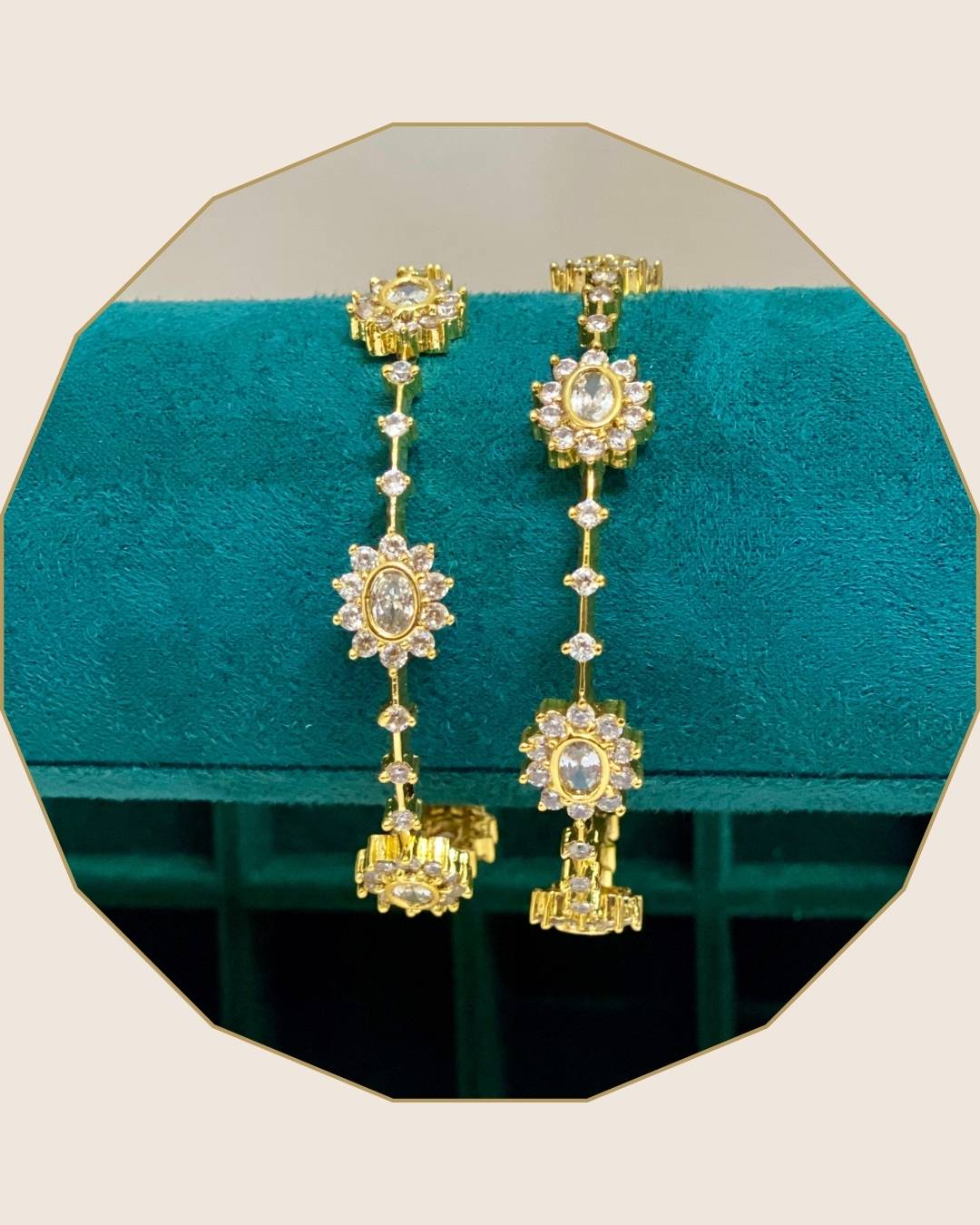 Bangle & Bracelet collection