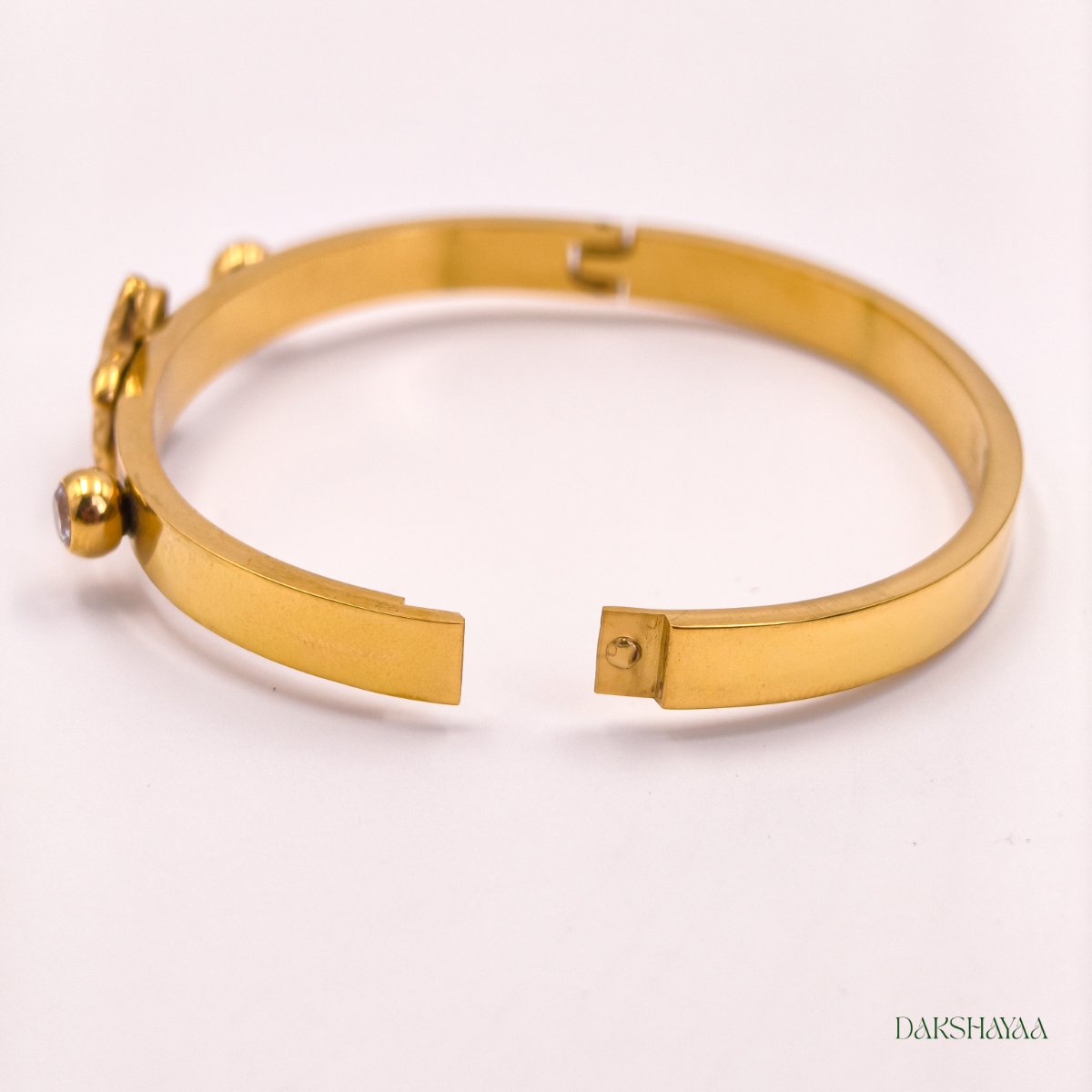 Starfish Glow Bracelet