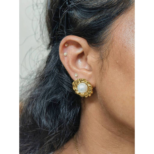 Rope Pearl Dome Studs