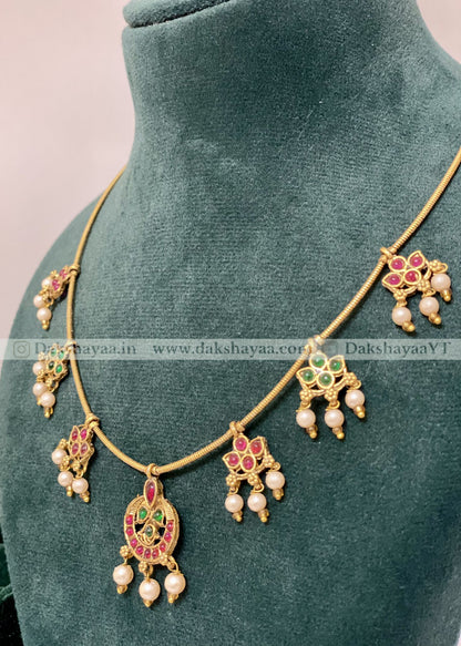 Classic Temple Pearl Necklace Set