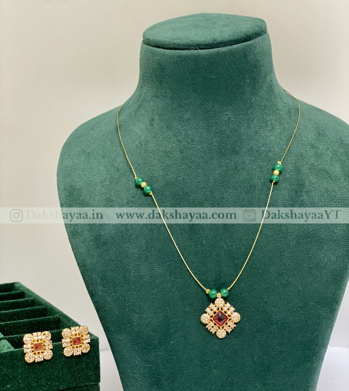Emerald Solitaire Minimal Necklace Set