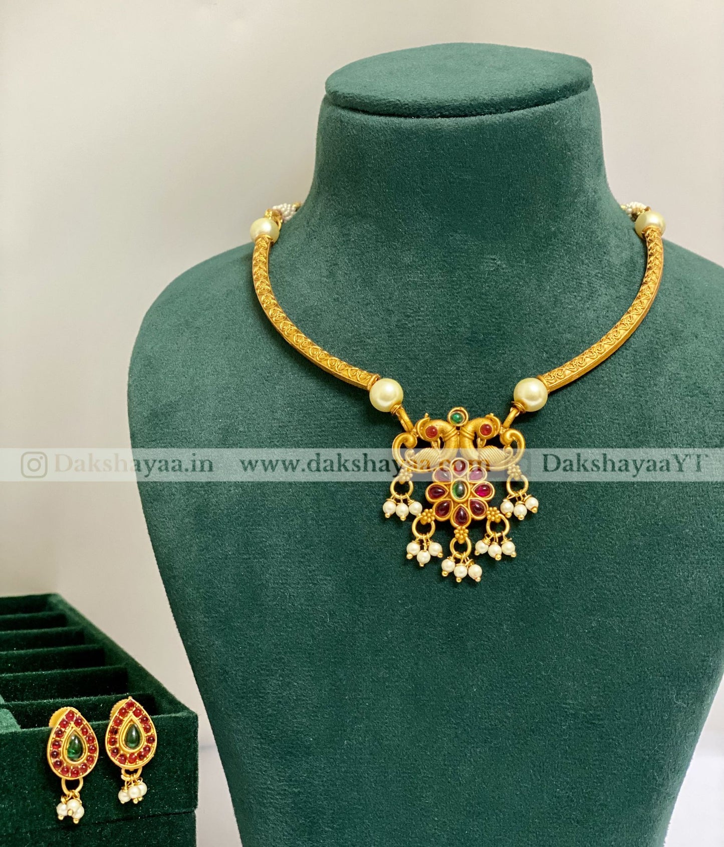 Twin Peacock Antique Choker Necklace Set