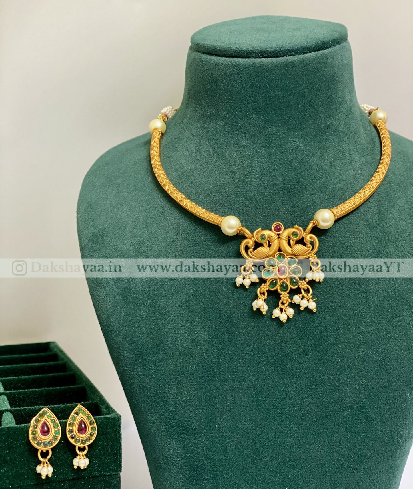 Twin Peacock Antique Choker Necklace Set