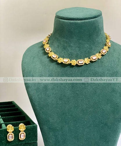 Regal Gold Finish Stone Choker Set