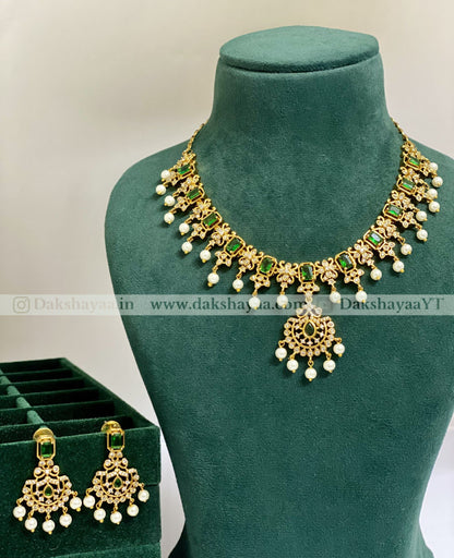 Antique Gold Finish Green Stone & Pearl Choker Set
