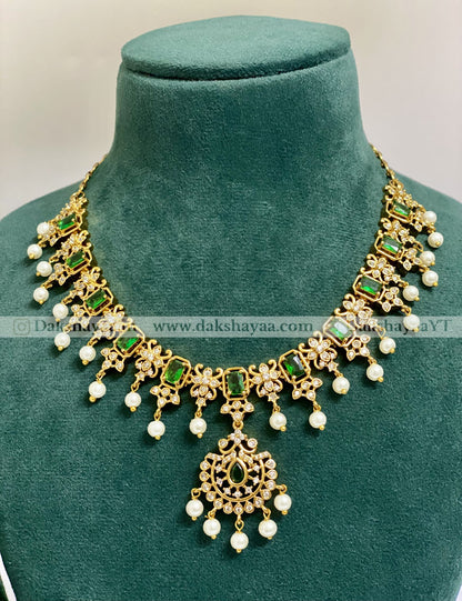 Antique Gold Finish Green Stone & Pearl Choker Set
