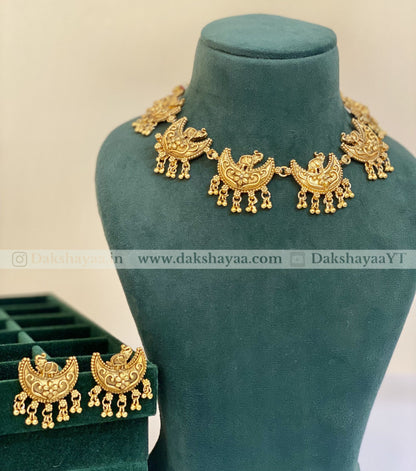 Antique Gold Finish Crescent Motif Choker Necklace Set