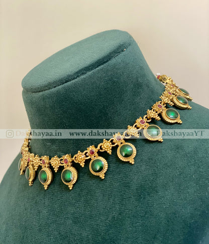 Traditional Palakka Design Choker Necklace Set
