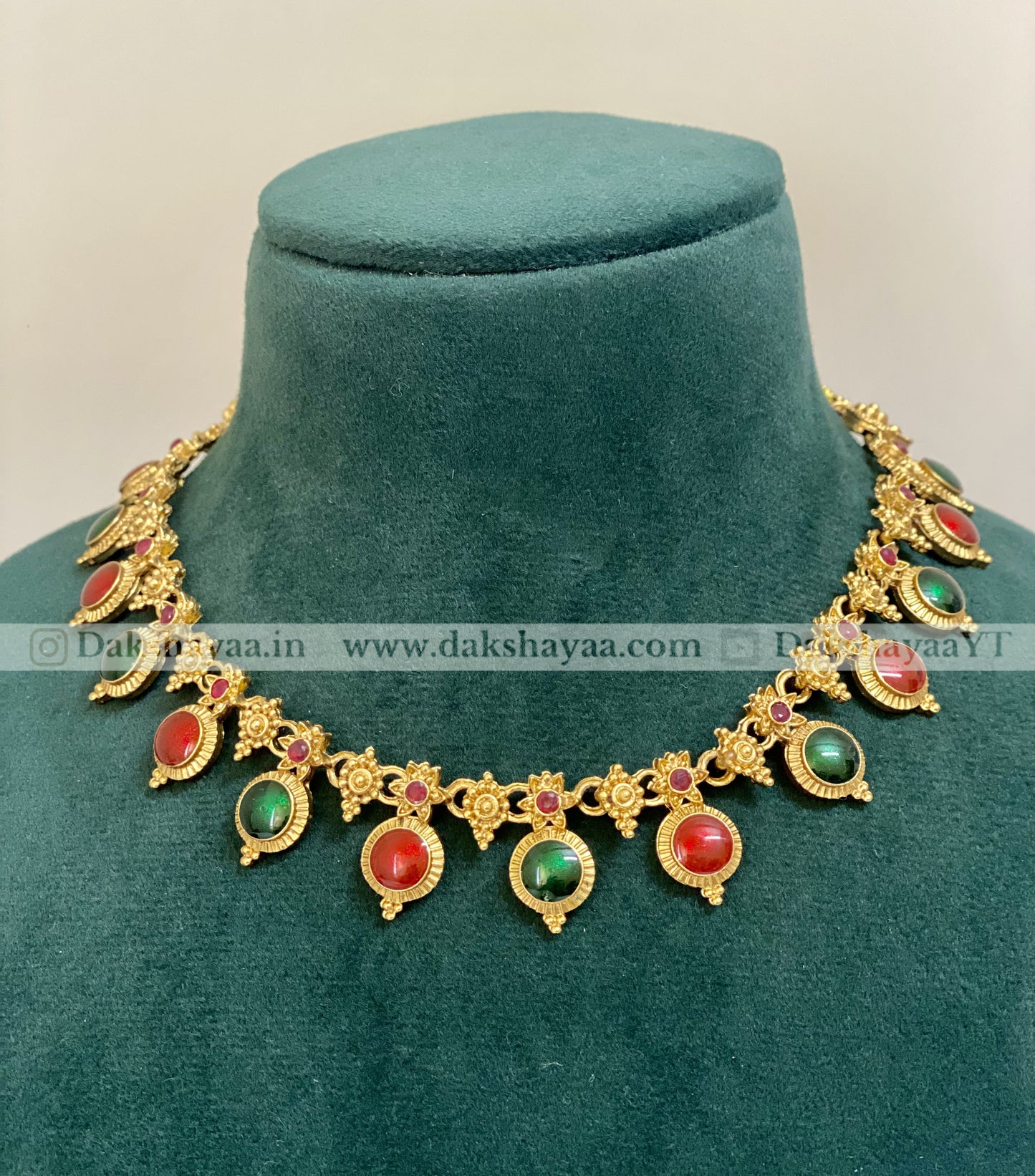 Traditional Palakka Design Choker Necklace Set