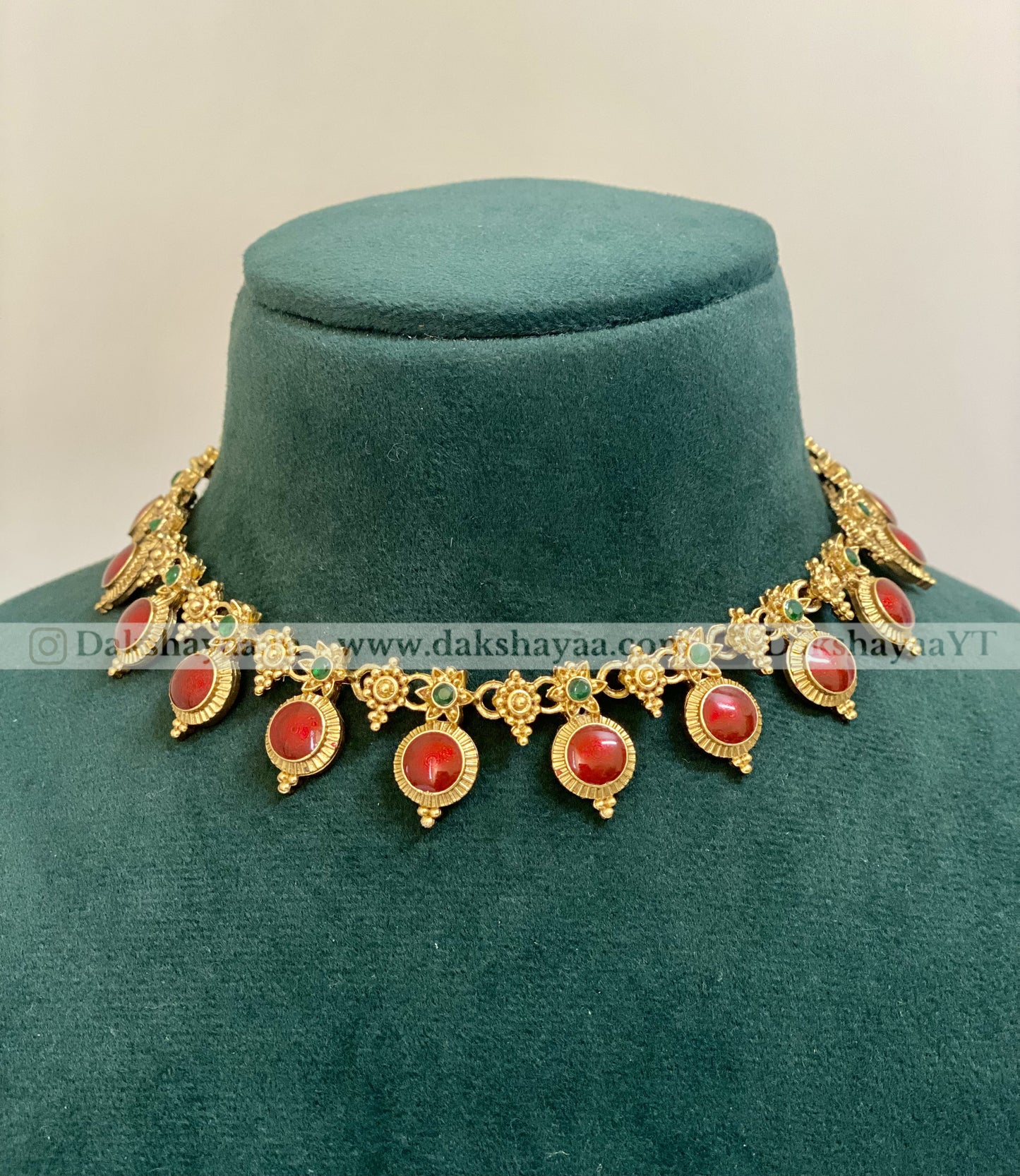 Traditional Palakka Design Choker Necklace Set