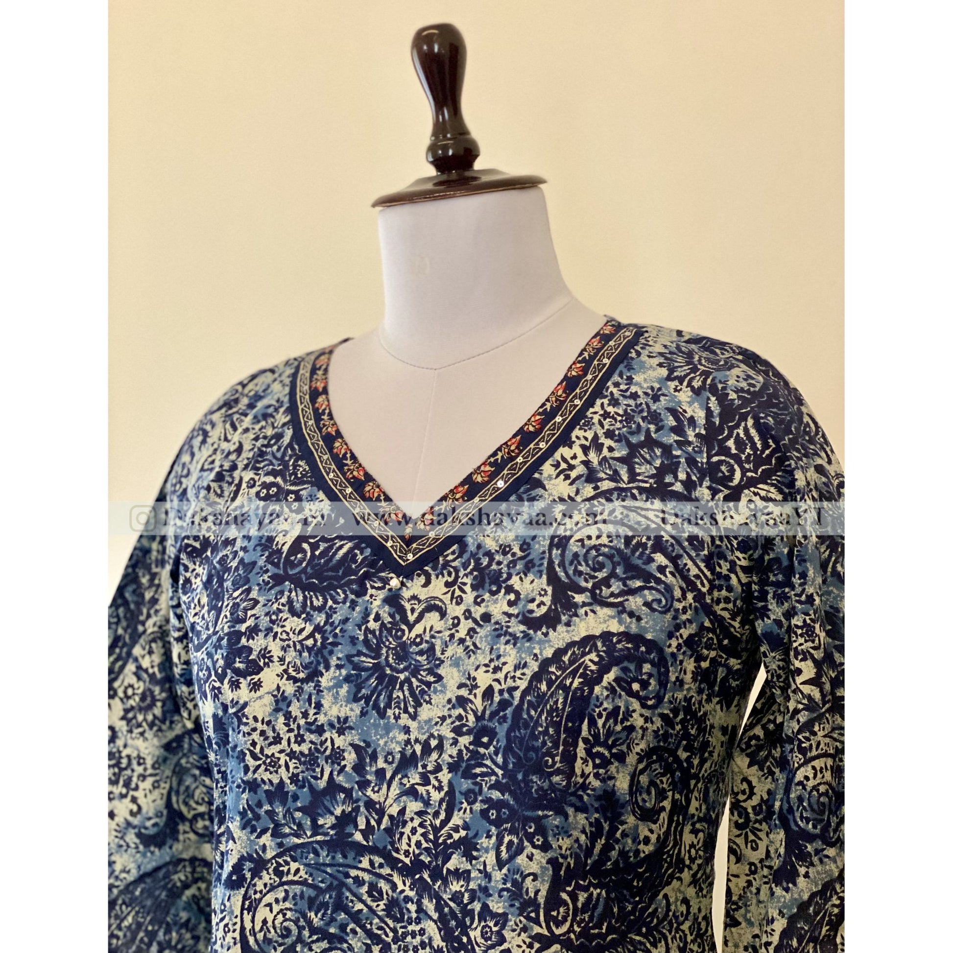 Side angle of Paisley Print Pure Cotton Short Kurti Top for Women – Summer Ethnic Wear M-3XL