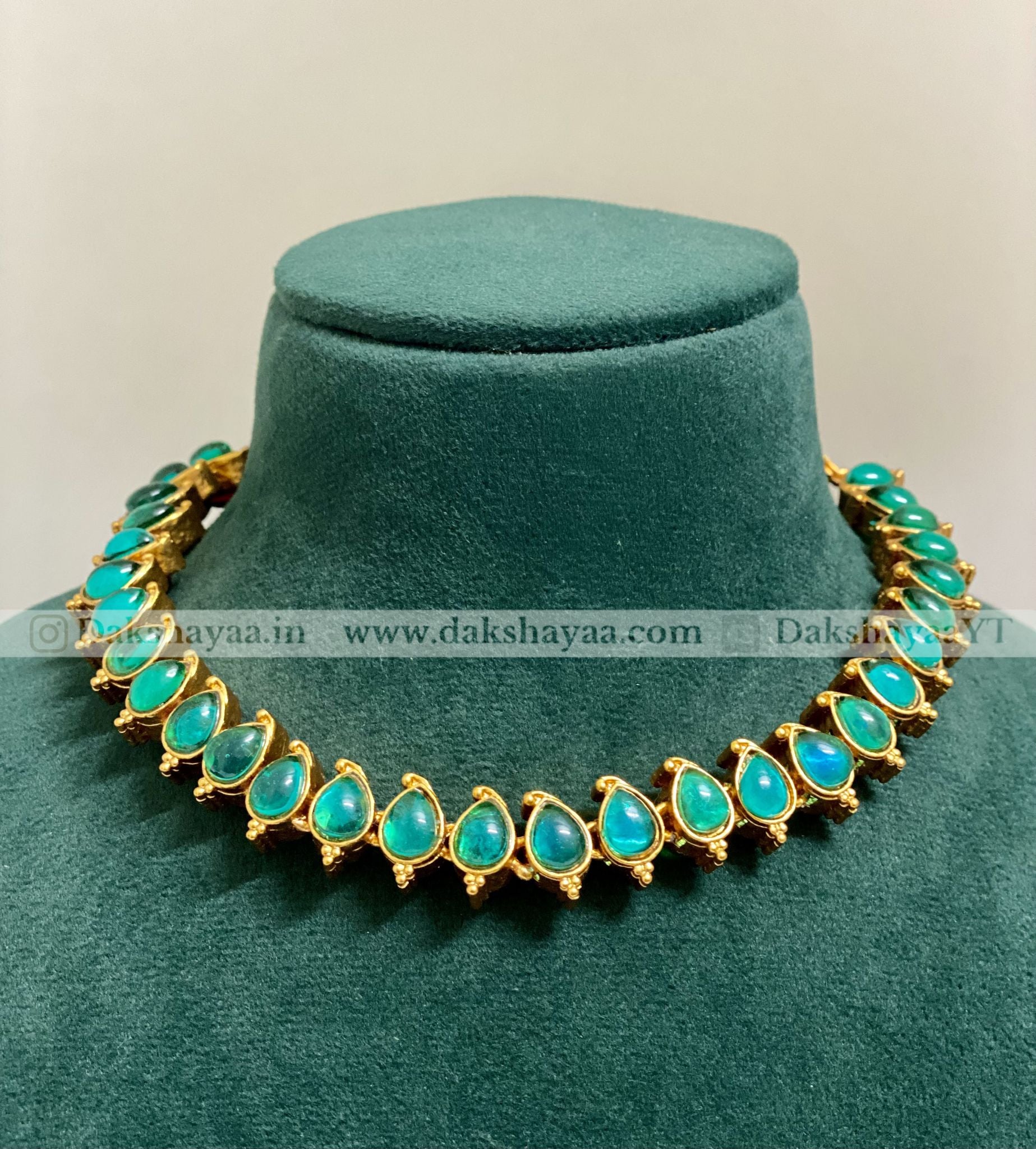 Reversible  Palakka Necklace Set