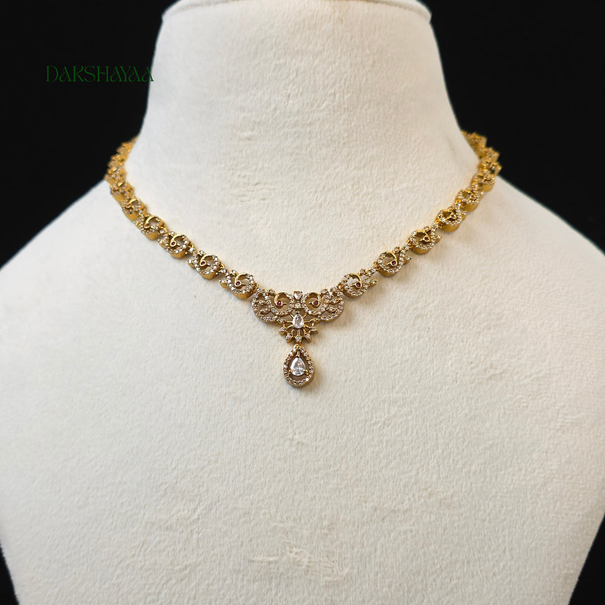 Classic Diamond Solitaire Choker Necklace Set