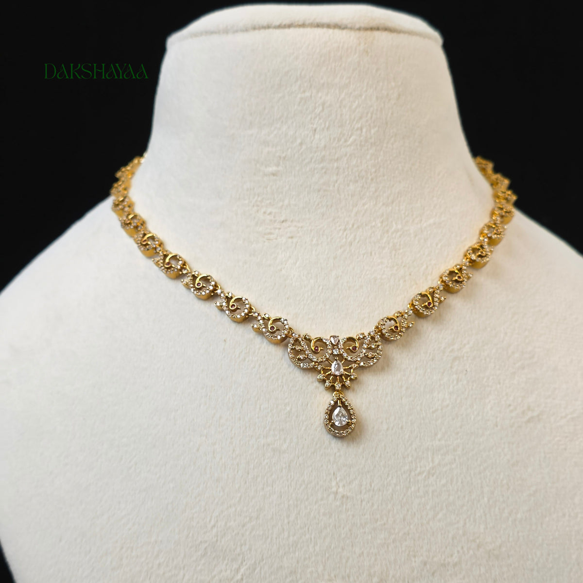 Classic Diamond Solitaire Choker Necklace Set